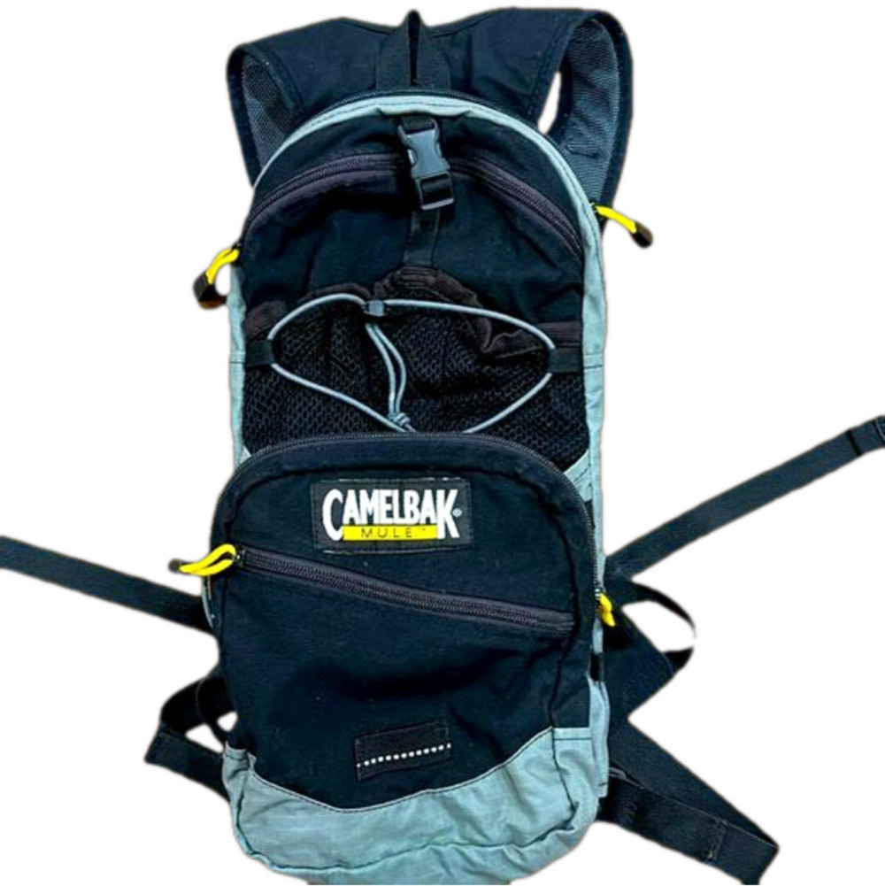 Camelbak MULE - black and gray​​
